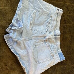 Abercrombie Curve Love 4" Mom Short